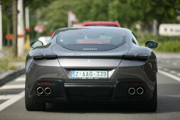 Revolutionizing Trade: How AI is Supercharging Customs Procedure Efficiency